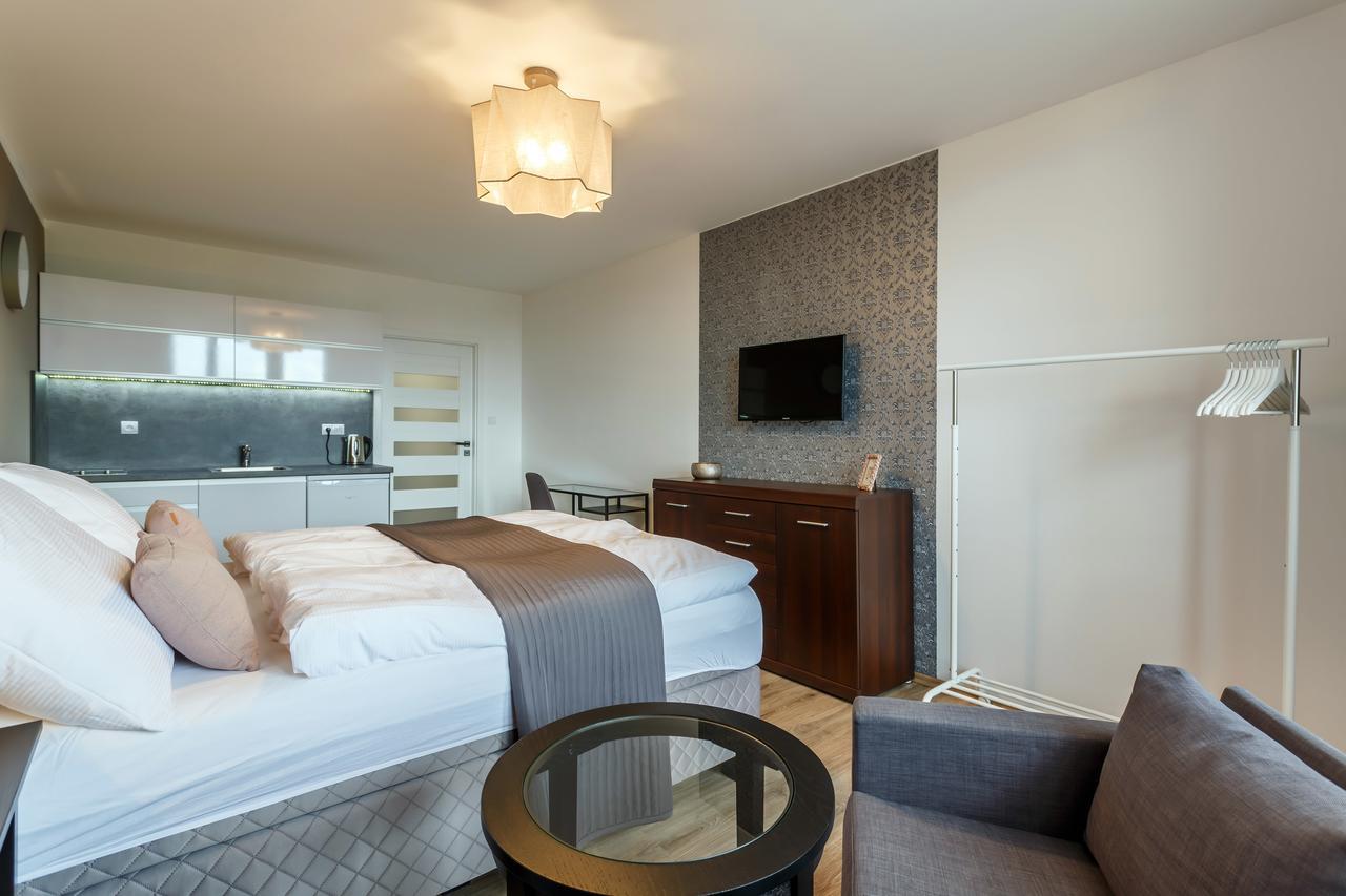 Golden Apartments 俄斯特拉发 外观 照片